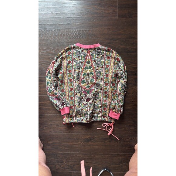 Alice + Olivia Amirah French Terry Paisley Split Side Sweatshirt size Small - Picture 3 of 3